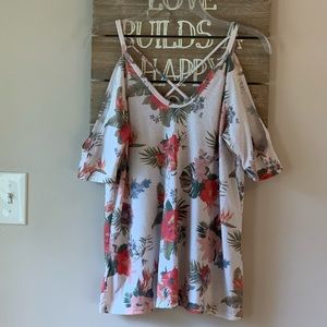 🌟FLORAL COLD SHOULDER TOP 🌸